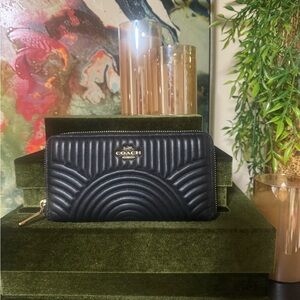 Coach Black Quilted Zip-Around Wallet / NWOT